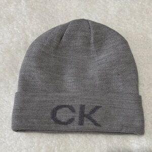 Calvin Klein women’s or kids grey knit stocking hat